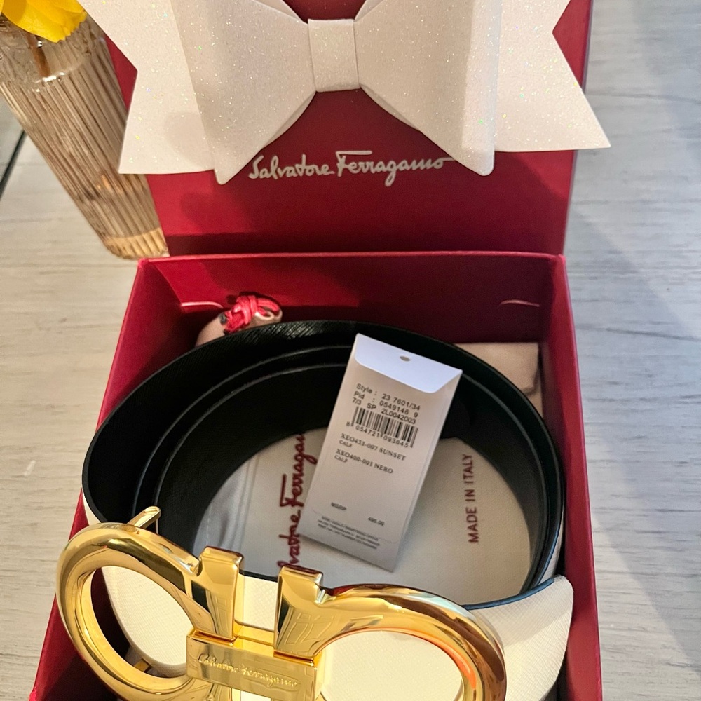 AUTHENTIC Salvatore Ferragamo Ivory and Gold Belt (NWT) - Picture 2 of 9